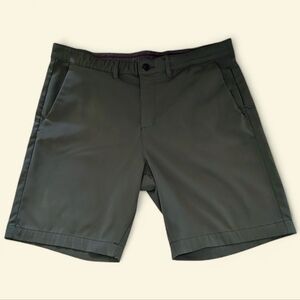 Jachs Flat-Front Performance Golf Shorts in Hunter Green Chino Athletic
